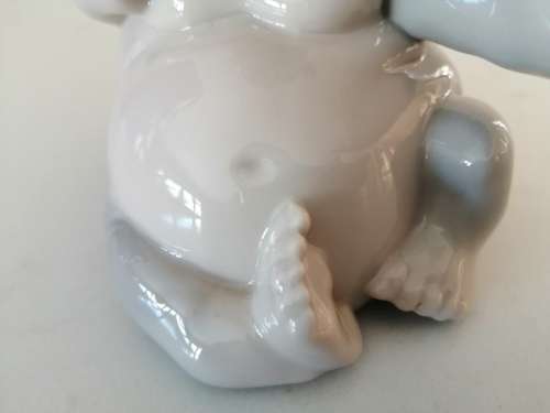 Nao by Lladro ` You are so Kind ` Gorilla