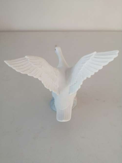 Lladro Porcelain Matt Figurine Duck Flying Retired Goose Bird Flight A9292