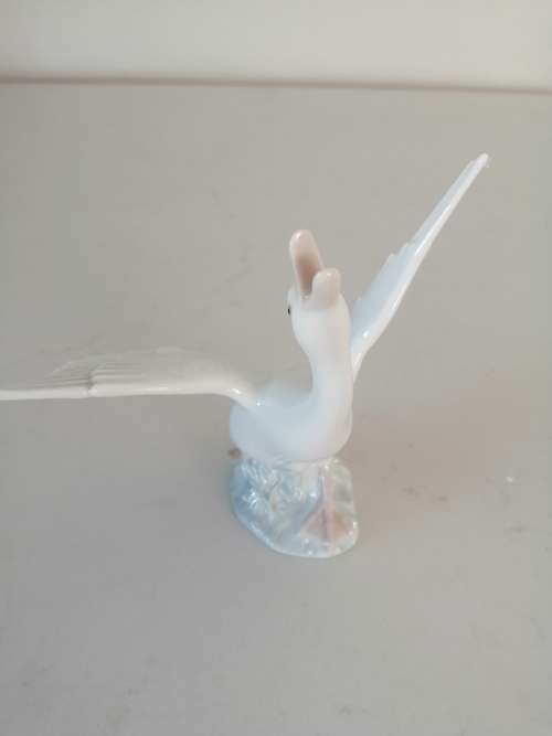 Lladro `Goose Takes Flight 1264 Flying Open Wings