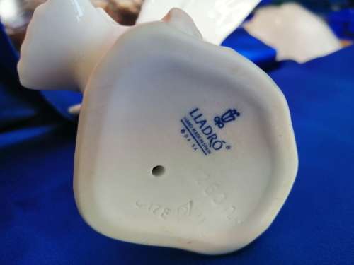 Lladro `Goose Takes Flight 1264 Flying Open Wings