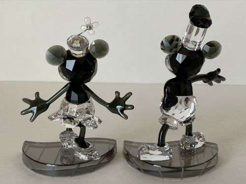 Swarovski Disney Steamboat Willie Mickey And Minnie Mouse Figurine 1142826 *