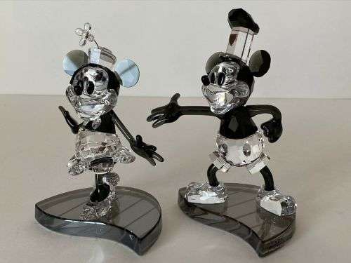 Swarovski Disney Steamboat Willie Mickey And Minnie Mouse Figurine 1142826 *