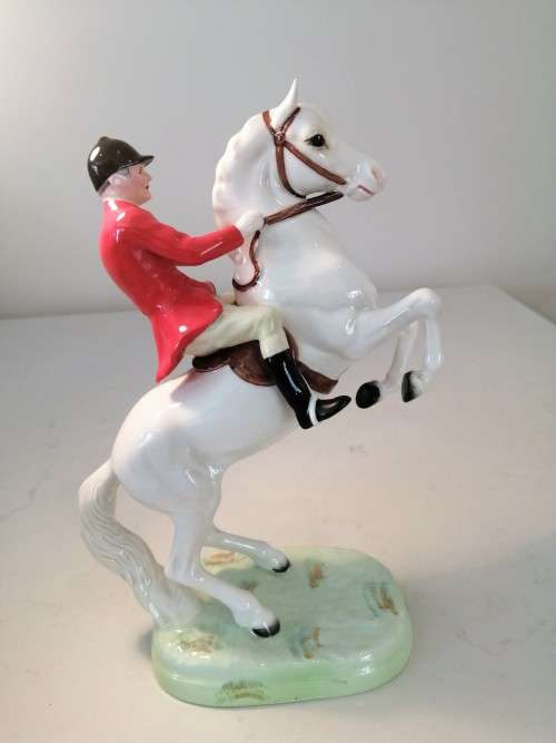 BESWICK VERY RARE `HUNTSMAN` REARING ON A RARE ( WHITE HORSE)
