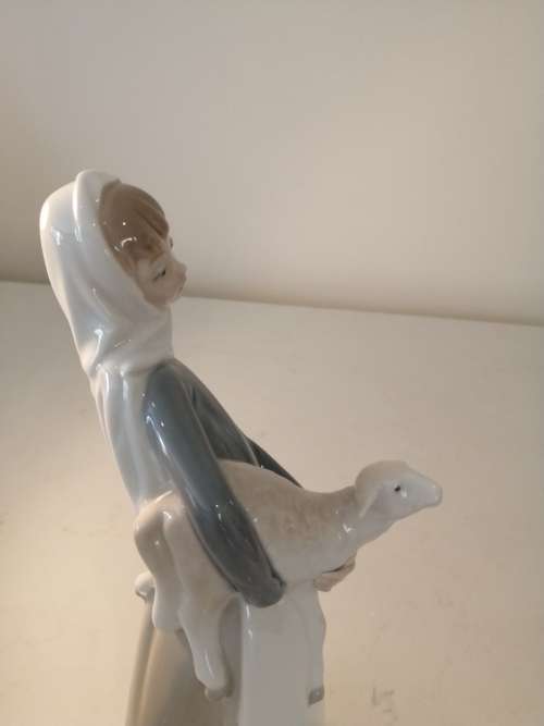 LADRO  `GIRL WITH LAMB` #4584