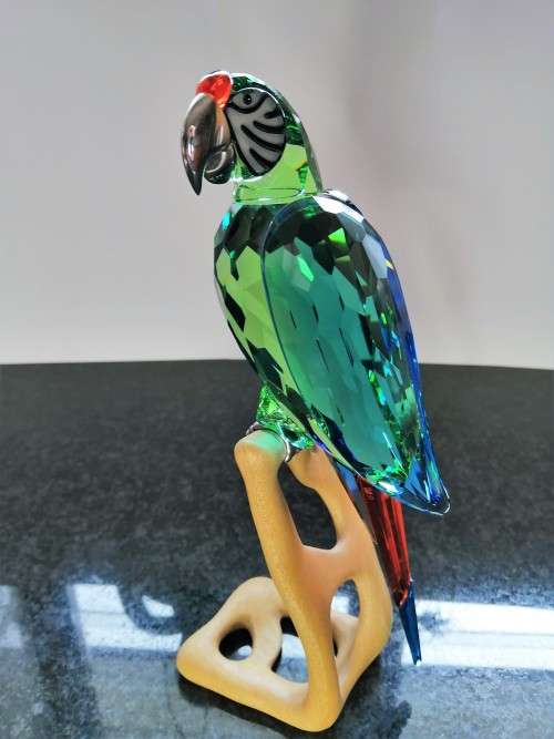 Swarovski Birds of Paradise Macaw Parrot Figurine Crystal Retired #