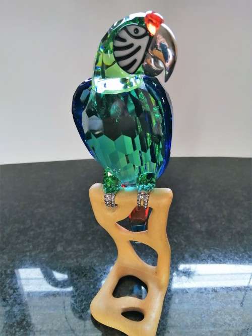 Swarovski Birds of Paradise Macaw Parrot Figurine Crystal Retired #