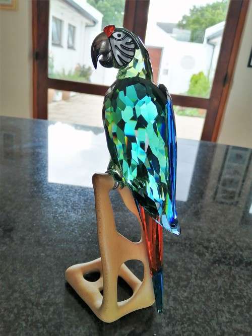 Swarovski Birds of Paradise Macaw Parrot Figurine Crystal Retired #