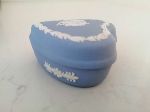 Vintage Wedgwood Blue Heart Trinket Box  #