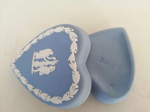 Vintage Wedgwood Blue Heart Trinket Box  #