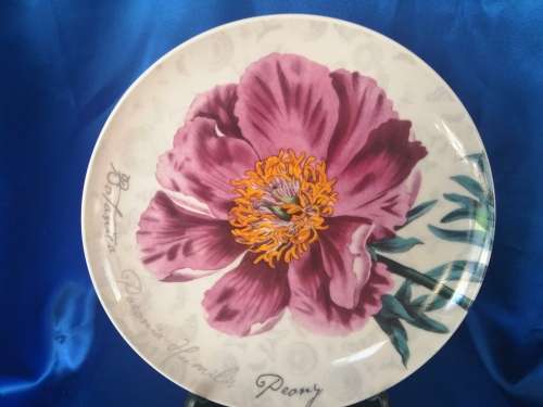 Maxwell and Williams The Garden Table Pink Flower Plate