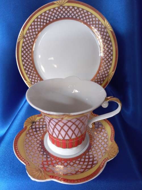 AN VERY STYLISH WIESENTHAL COLLECTION TRIO WITH SO MUCH DETAIL AMAZING TRIO