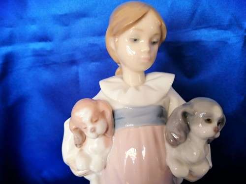Lladro Arms full of Love #6419 porcelain figurine Spain Daisa 1996