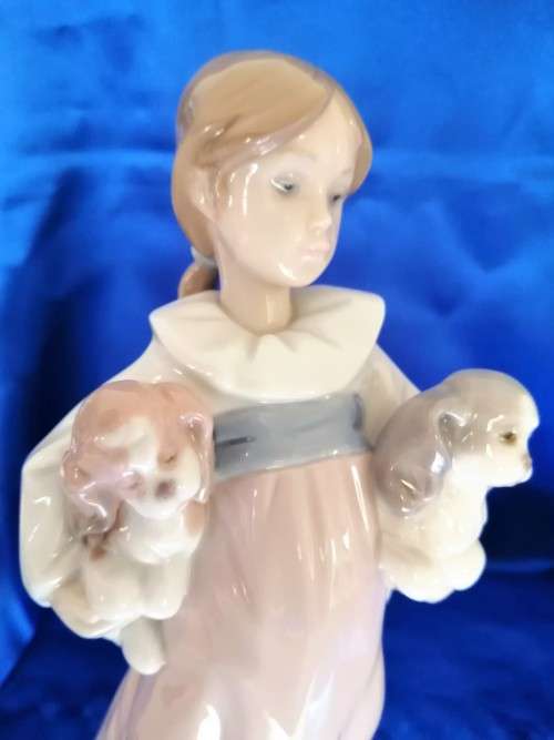 Lladro Arms full of Love #6419 porcelain figurine Spain Daisa 1996