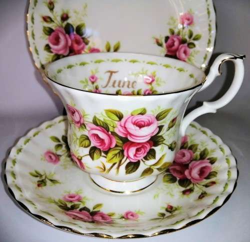 Royal Albert June Flower Of The Month June Roses Trio