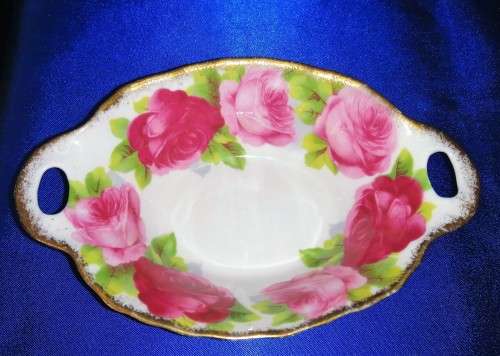 Royal Albert 1940`s Old English Rose Light Brushed Gold set