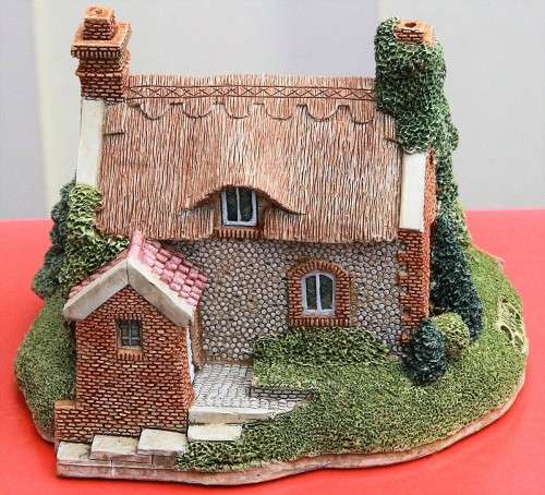 ####Miniature House - Lilliput Lane  Mrs Pinkerton Post Office plus 12 others ####