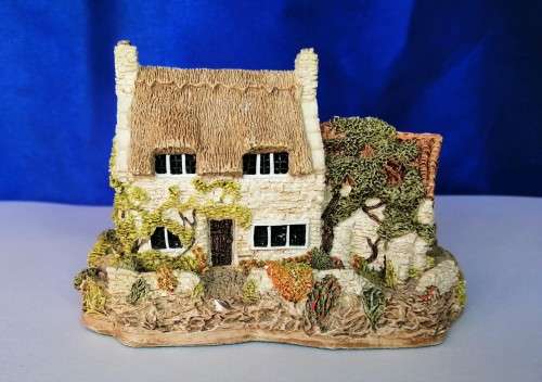 Miniature House - Lilliput Lane Cobblers Cottage #