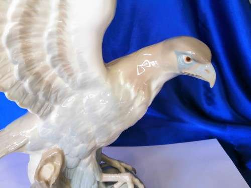 Rare Lladro Rosal or Tang X - Large Eagle