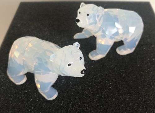 Swarovski Annual Edition 2011 Companion Polar Bear Cubs White Opal