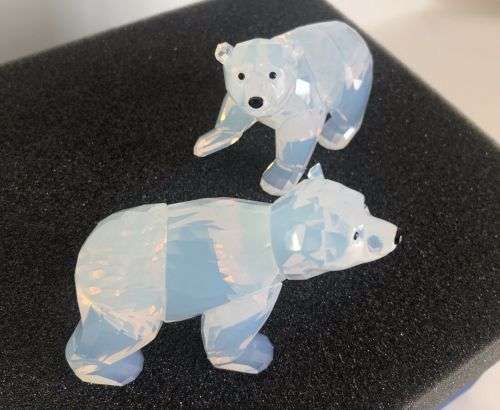 Swarovski Annual Edition 2011 Companion Polar Bear Cubs White Opal