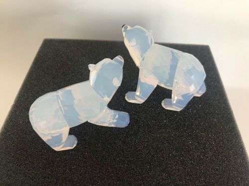 Swarovski Annual Edition 2011 Companion Polar Bear Cubs White Opal