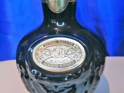Vintage CHIVAS BROTHERS ROYAL SALUTE SCOTCH WHISKY Blue Bottle - WADE #