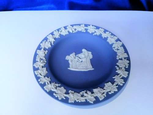 WEDGWOOD BLUE JASPER ROUND TRAY  #