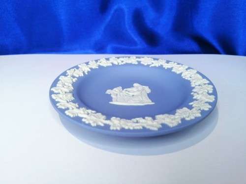 WEDGWOOD BLUE JASPER ROUND TRAY  #