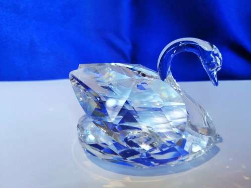 GENUINE Swarovski Crystal Large Swan Retired #