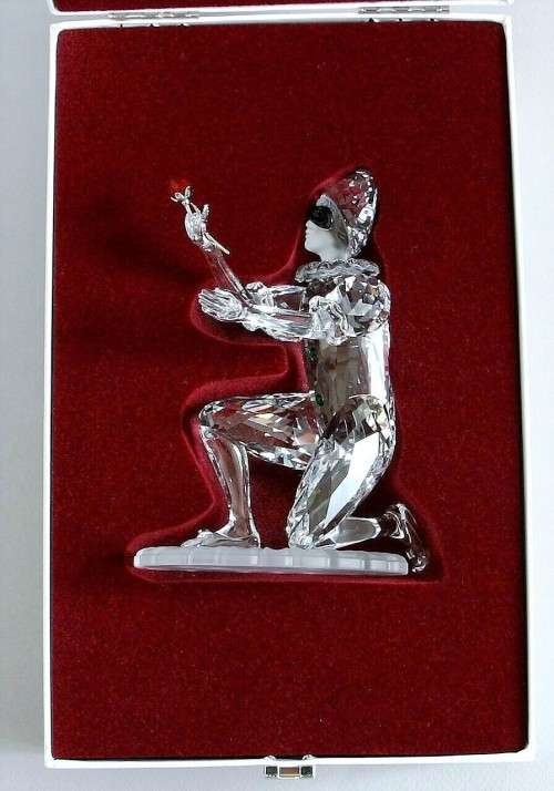 Swarovski Crystal 2001 Masquerade Trilogy Harlequin Annual Edition