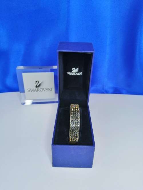 Swarovski Black AB Crystal with Distressed Metallic Leather Strap Buckle Bracelet