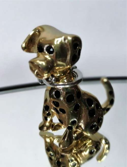Beautiful Vintage Dog with Silver Collar Pin