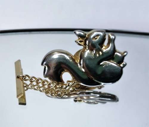Beautiful Vintage Squirrel Pin with Chain