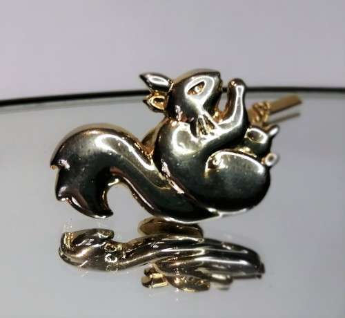 Beautiful Vintage Squirrel Pin with Chain