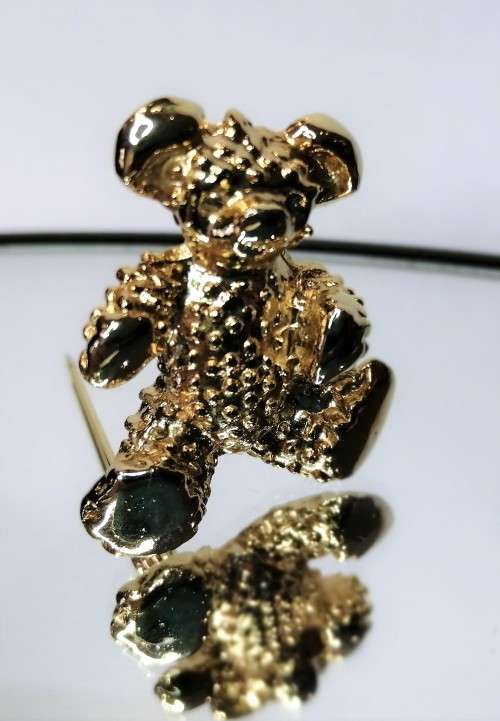 Beautiful Vintage Gold Teddy Bear Brooch #