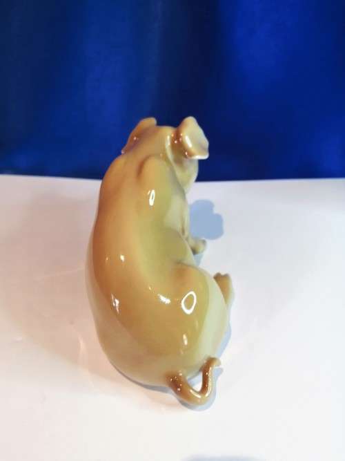 VINTAGE ROYAL COPENHAGEN FIGURINE OF A ` SEATED PIG ` NO.405