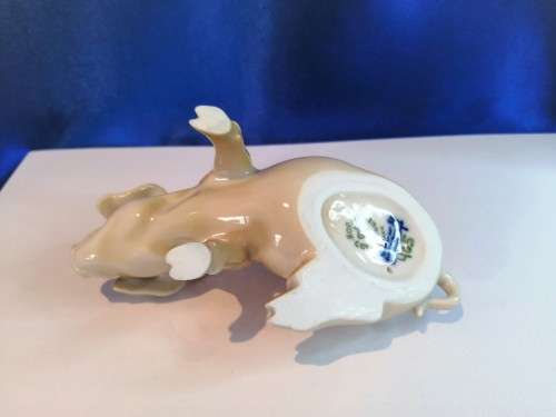 VINTAGE ROYAL COPENHAGEN FIGURINE OF A ` SEATED PIG ` NO.405