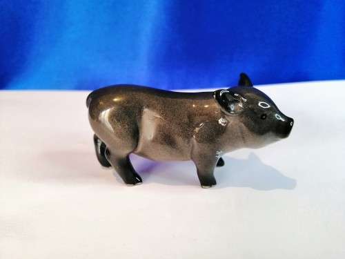 Rare Royal Doulton Vietnamese Pot Bellied Piglet Figurine DA213 #