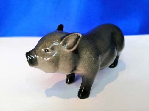 Rare Royal Doulton Vietnamese Pot Bellied Piglet Figurine DA213 #