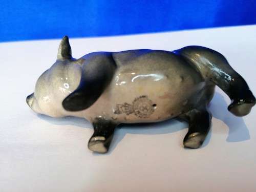 Rare Royal Doulton Vietnamese Pot Bellied Piglet Figurine DA213 #