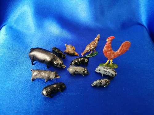 Britains J.Hill and Co Farm Pigs and Chickens
