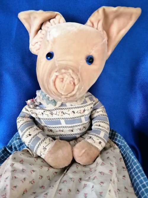 Hand Made Vintage Soft Pig #