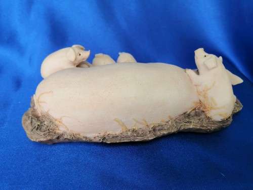 Large Burleigh Pig Sow with Piglets Figurine #