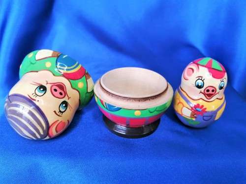 Vintage Wooden Nesting Dolls Pig #