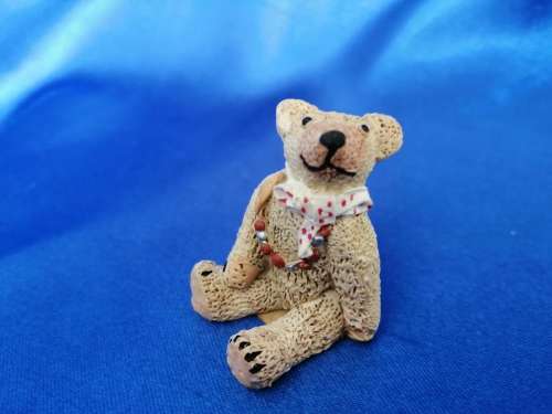 Peter Fagan Colourbox Miniatures Teddy Bear Violet Scotland #