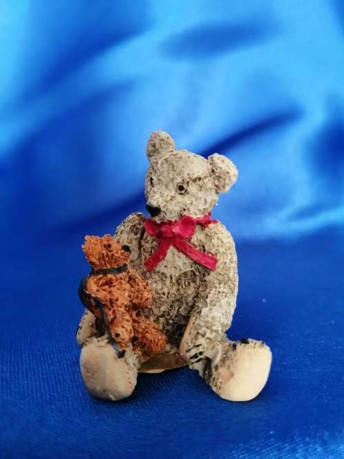 Peter Fagan Colourbox Miniatures Teddy Bear Sarah and Ted Scotland #