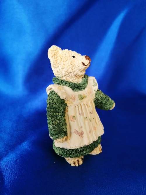 Peter Fagan Colourbox Miniatures Teddy Bear  Rebecca Scotland #