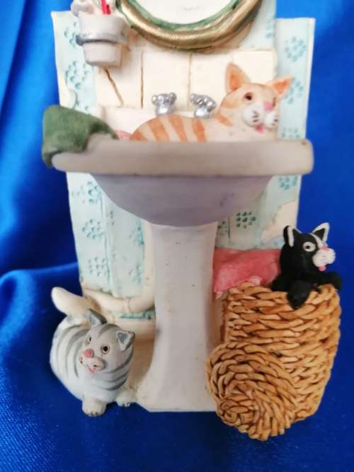 Peter Fagan Colourbox Teddy Bear Bathroom Brothers Cats Scotland #