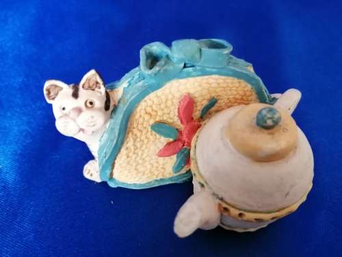 Peter Fagan Colourbox Teddy Cat T-Pot Scotland #