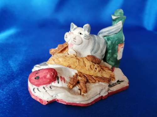 Peter Fagan Colourbox Teddy Cat Bottle Scotland #